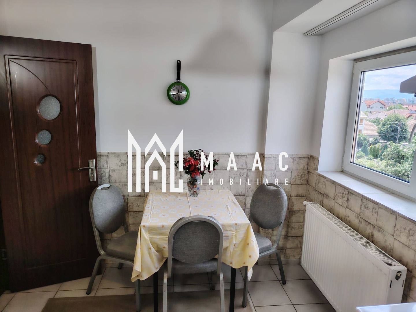 Apartament cu 2 camere | Etaj 3 | Balcon | Trei Stejari Apartament cu 2 camere | Etaj 3 | Balcon | Trei Stejari
