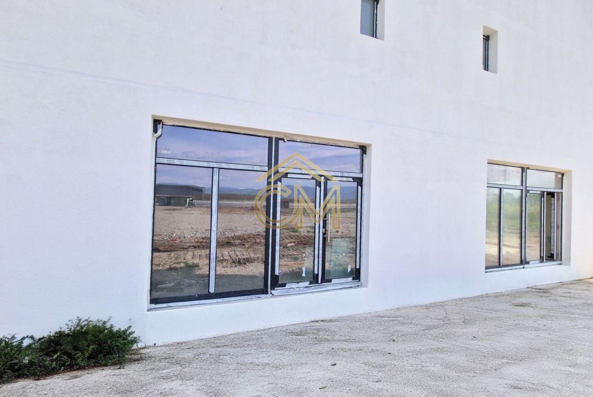 Spatiu Comercial – 95 MP Construiti-Parter-Selimbar