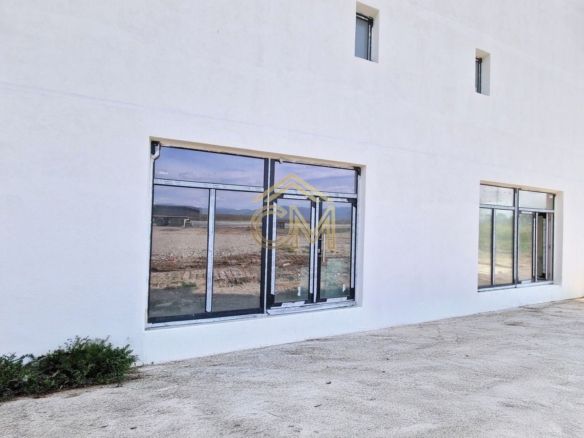Spatiu Comercial – 95 MP Construiti-Parter-Selimbar