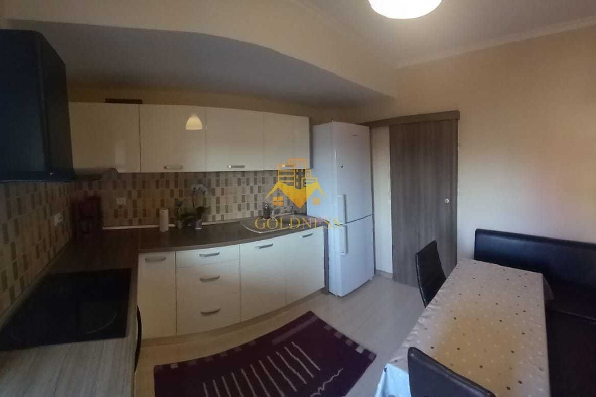 2 camere decomandate, terasa, parcare, Zona Piata Marasti, Mega Image
