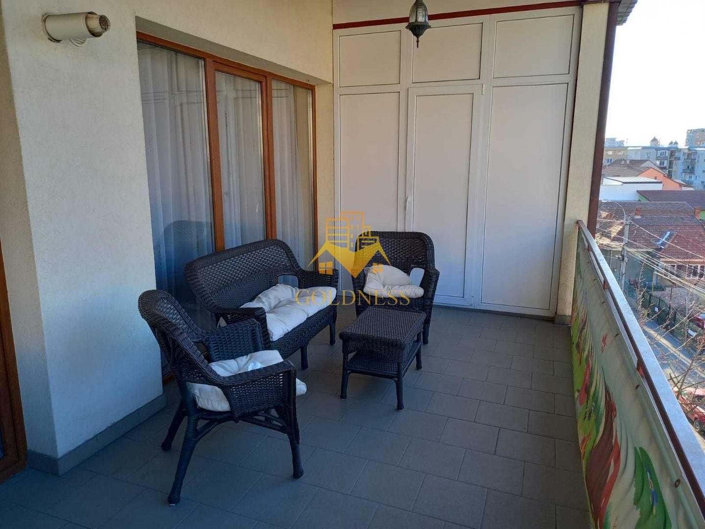 2 camere decomandate, terasa, parcare, Zona Piata Marasti, Mega Image