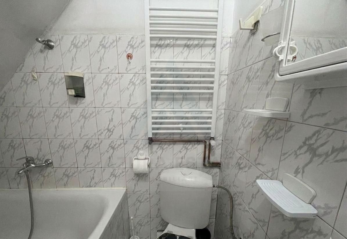 Apartament la casa 2 camere 76 mp utili terasa 8 mp Zona Terezian