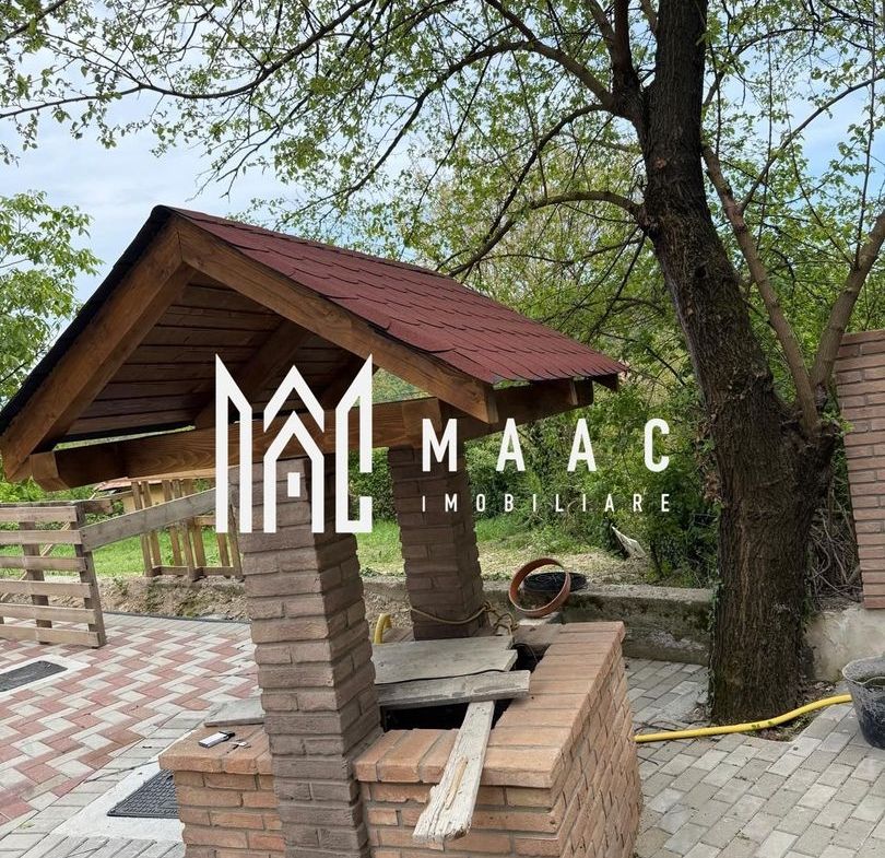 Casă 8 camere | Bujoreni, Vâlcea | 360 mp, teren 1000 mp