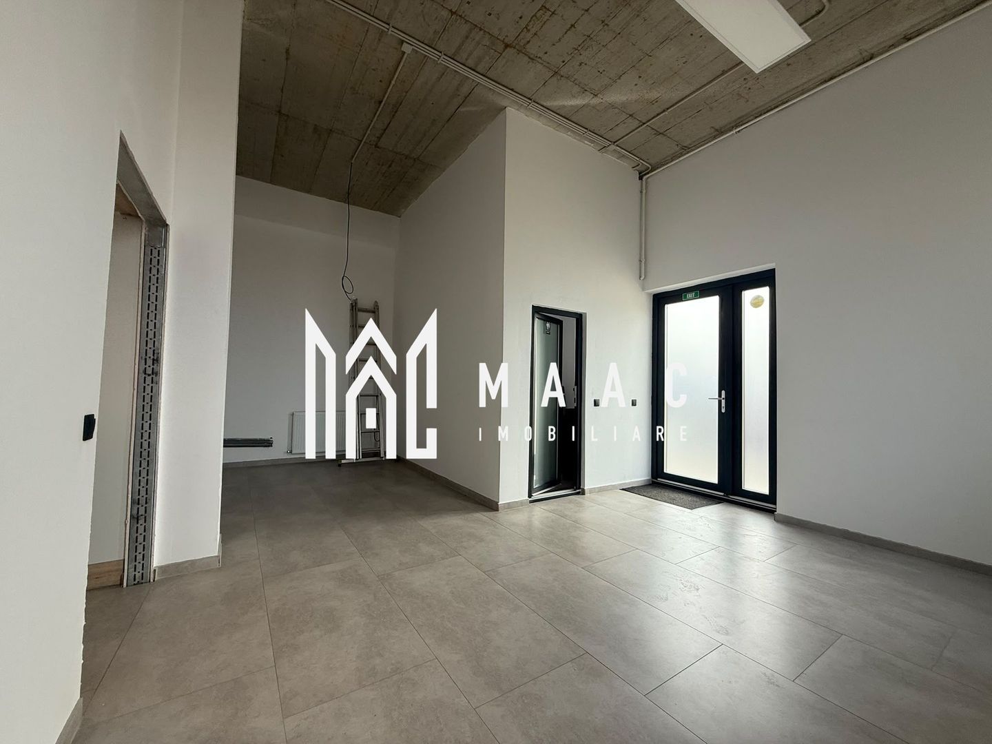 Spațiu comercial 150 mp | Turnișor, Sibiu | 7 parcări, 2 accese Spațiu comercial 150 mp | Turnișor, Sibiu | 7 parcări, 2 accese