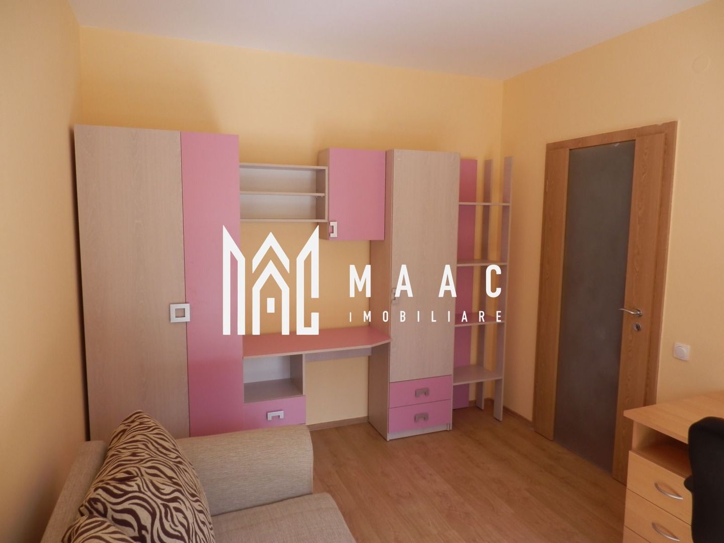 Apartament 3 camere de închiriat | Sub Arini, Sibiu | 105 mp Apartament 3 camere de închiriat | Sub Arini, Sibiu | 105 mp