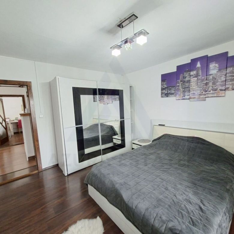 Casa individuala 5 camere 2 bai cu pivnita si pod in Selimbar