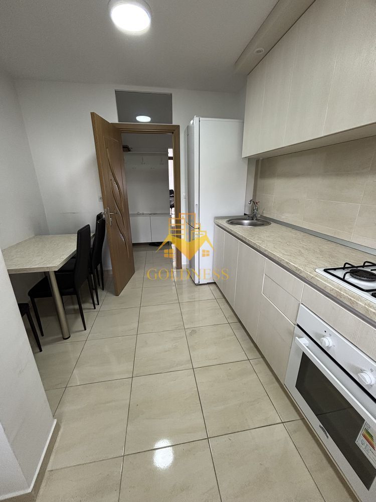 3 camere decomandate, 2 balcoane, Intre lacuri, Aurel Vlaicu, Kaufland