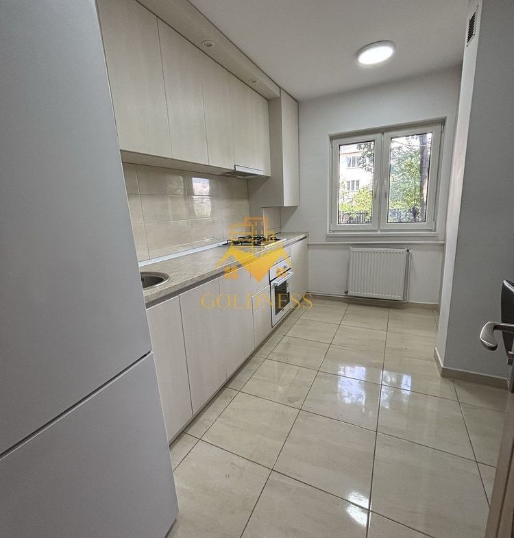 3 camere decomandate, 2 balcoane, Intre lacuri, Aurel Vlaicu, Kaufland