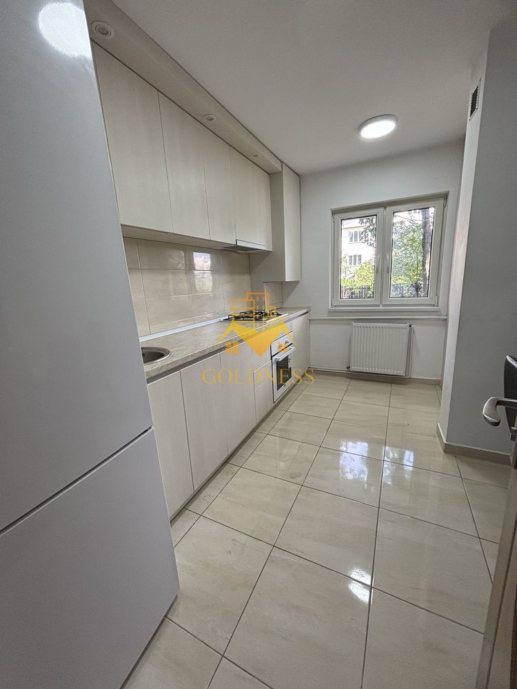 3 camere decomandate, 2 balcoane, Intre lacuri, Aurel Vlaicu, Kaufland