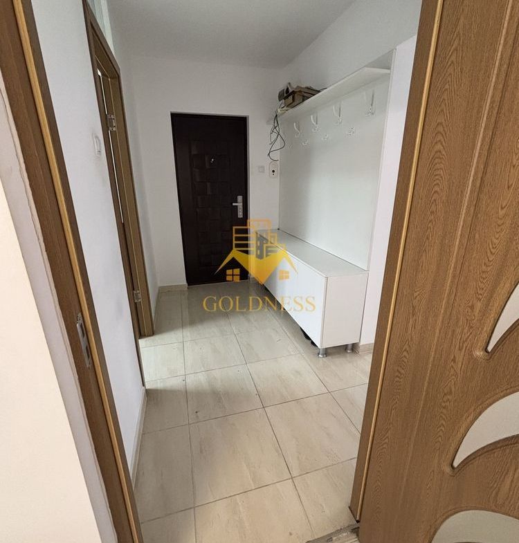 3 camere decomandate, 2 balcoane, Intre lacuri, Aurel Vlaicu, Kaufland
