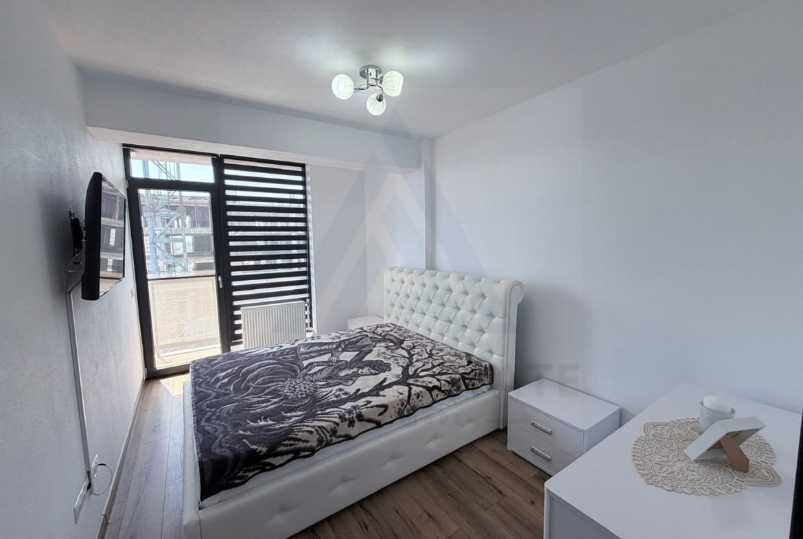 Apartament modern 80 mp  3 camere 2 balcoane  zona Doamna Stanca