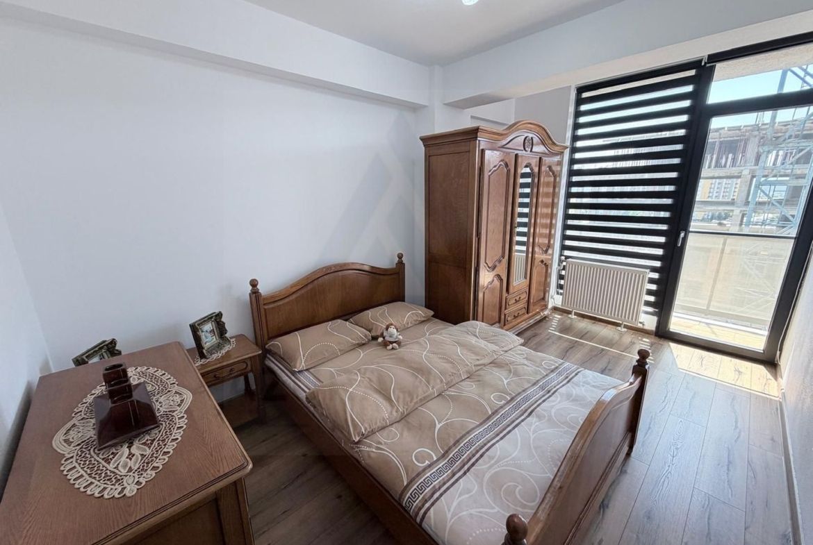 Apartament modern 80 mp  3 camere 2 balcoane  zona Doamna Stanca