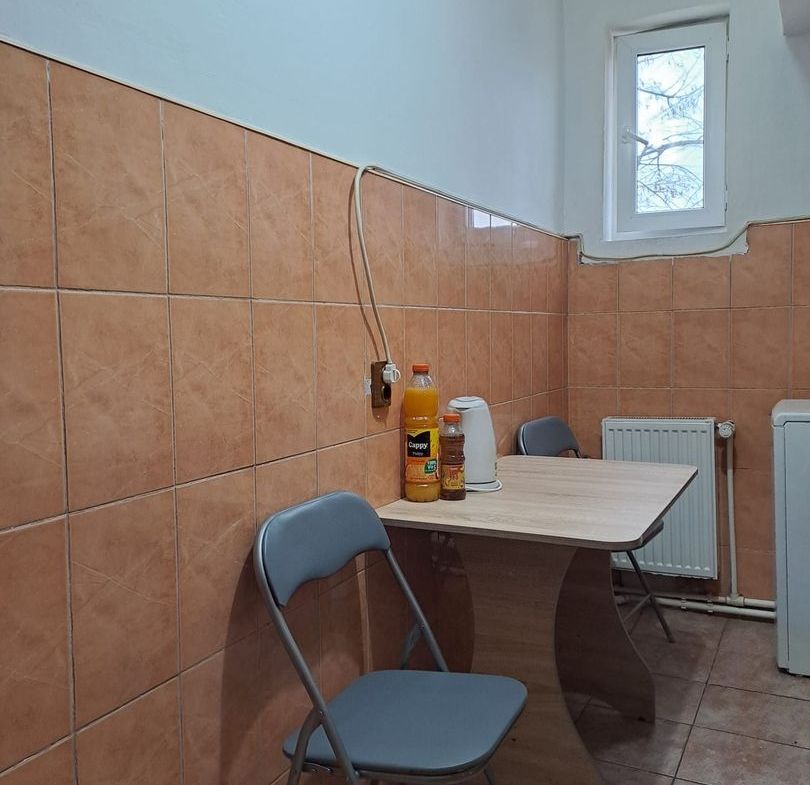De inchiriat  apartament 2 camere Ultracentral, et. 1, 1800 lei - foto 4