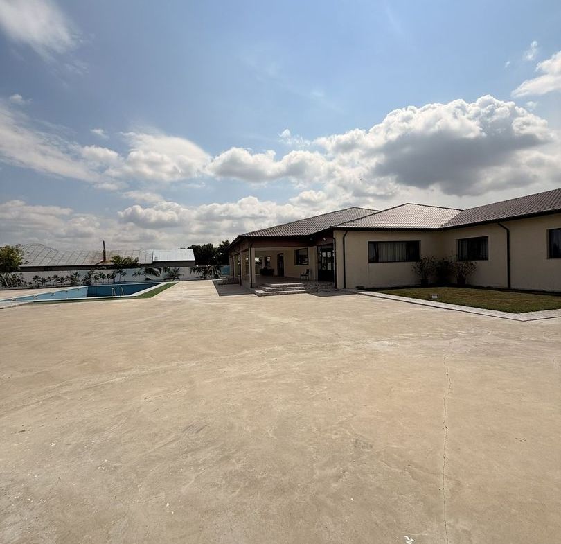 Oportunitate de Investiție: Salon de Evenimente cu Piscină – comuna Pechea