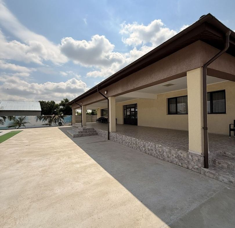 Oportunitate de Investiție: Salon de Evenimente cu Piscină – comuna Pechea