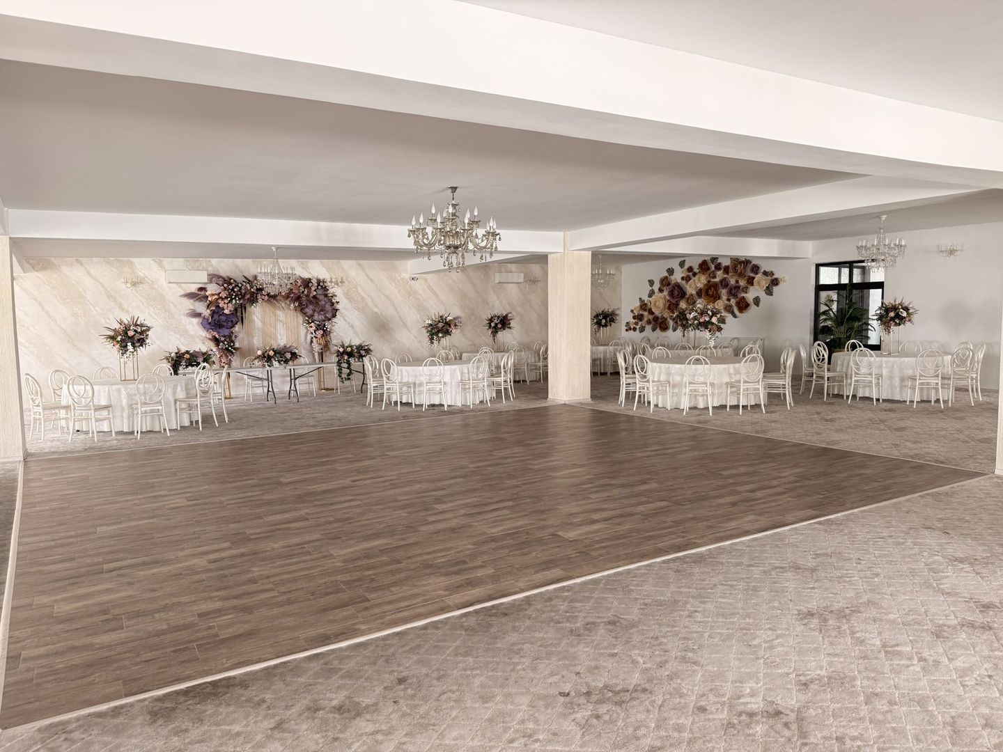Oportunitate de Investiție: Salon de Evenimente cu Piscină – comuna Pechea
