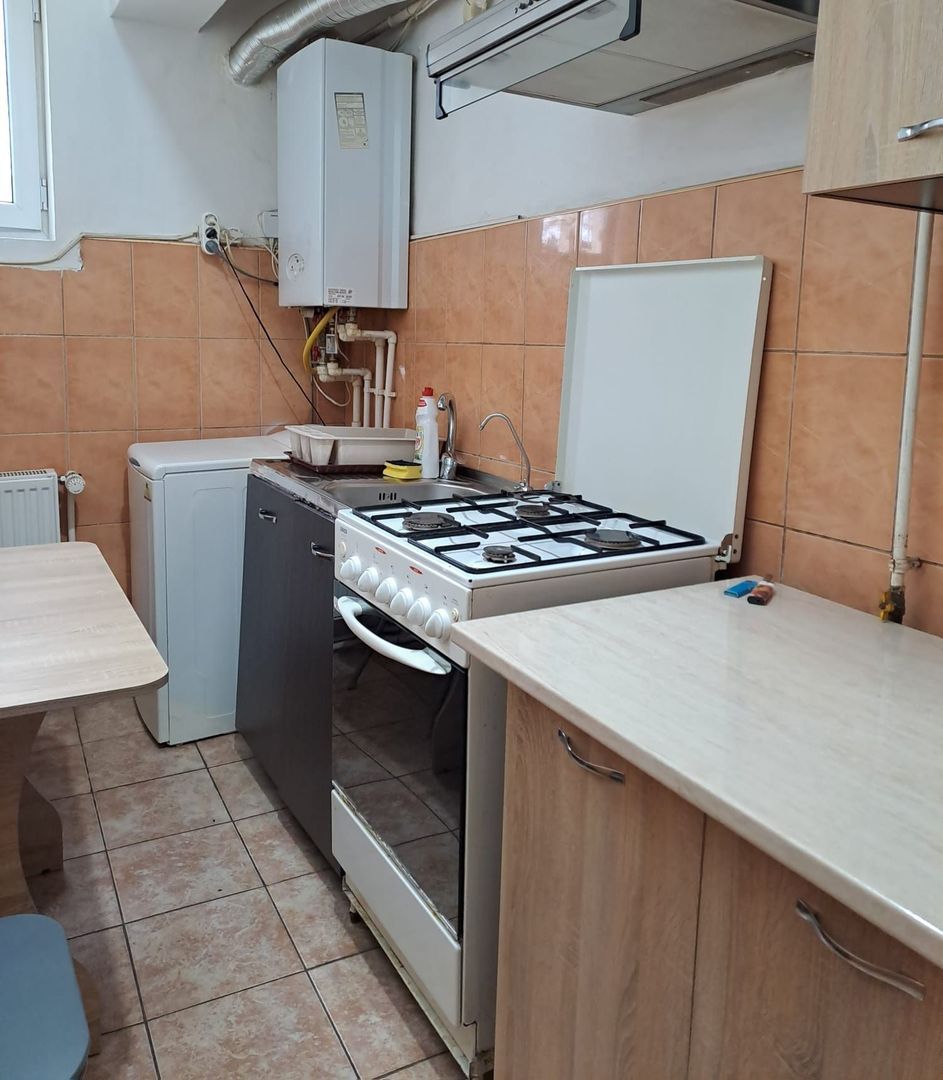 De inchiriat  apartament 2 camere Ultracentral, et. 1, 1800 lei - foto 5