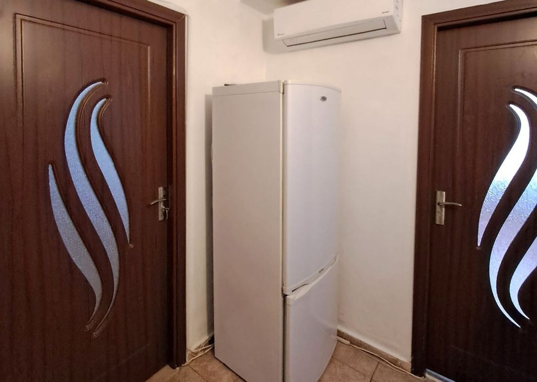De inchiriat  apartament 2 camere Ultracentral, et. 1, 1800 lei - foto 6