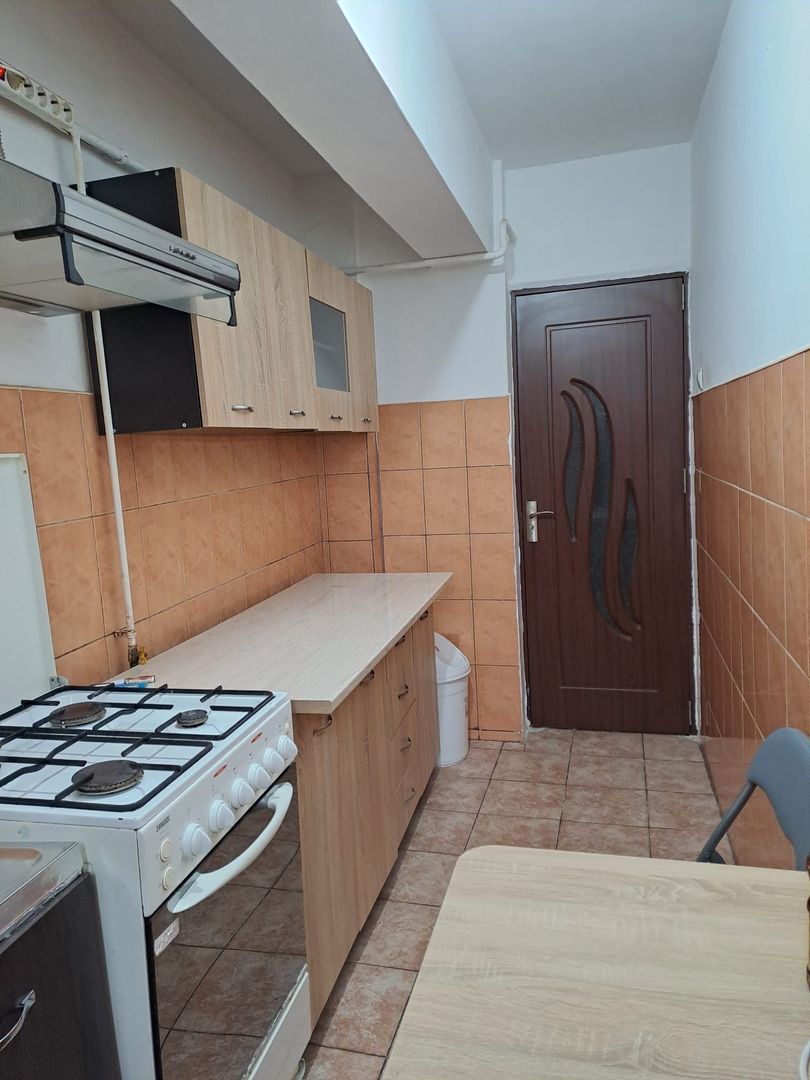 De inchiriat  apartament 2 camere Ultracentral, et. 1, 1800 lei - foto 8