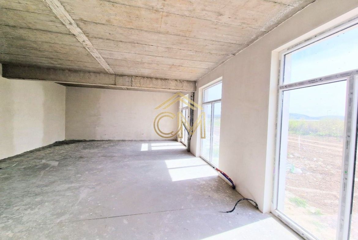 Spatiu Comercial-160MP Construiti-Parter-6 Parcari - foto 4