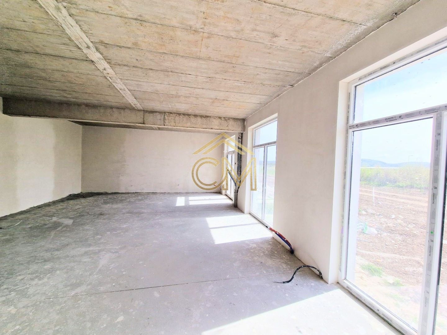 Spatiu Comercial-160MP Construiti-Parter-6 Parcari - foto 4 Spatiu Comercial-160MP Construiti-Parter-6 Parcari - foto 4