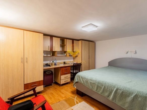 Garsoniera, la casa, parcare, Zorilor Zona UMF, Marinescu, Piezisa - foto 2