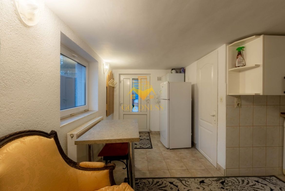 Garsoniera, la casa, parcare, Zorilor Zona UMF, Marinescu, Piezisa - foto 4