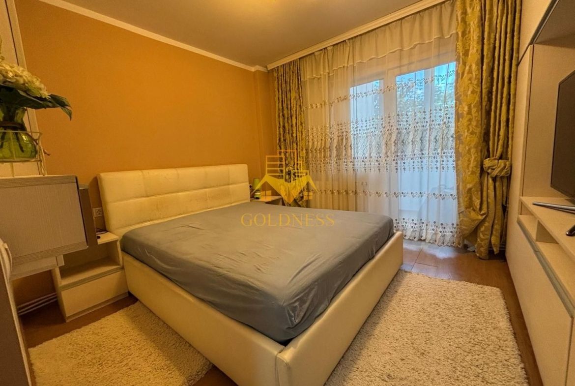 4 camere, 2 locuri de parcare, Intre Lacuri, Aurel Vlaicu, Nirajului - foto 3