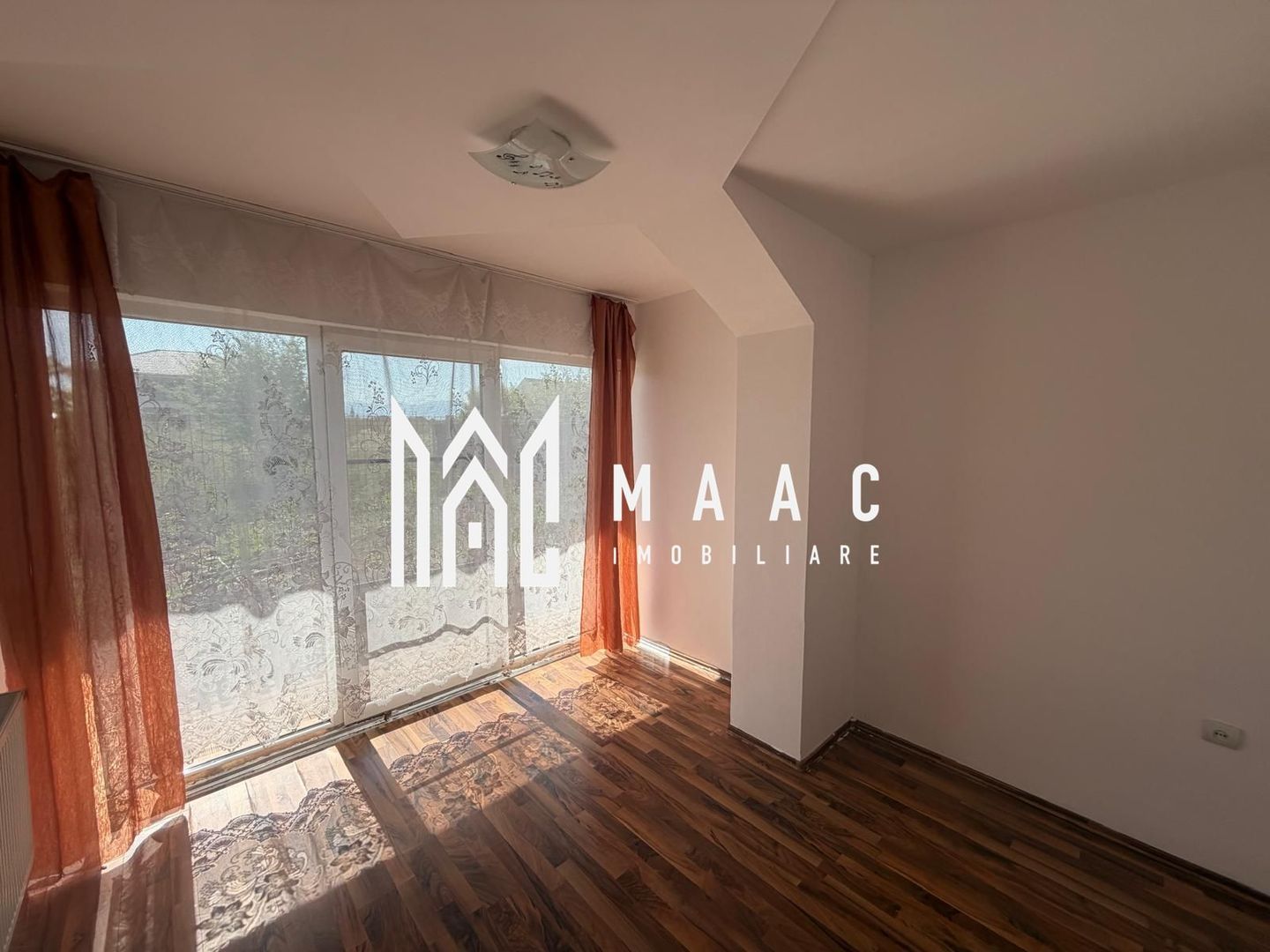 Apartament de vânzare | Țiglari, Sibiu | la casă, curte - Imagine principala Apartament de vânzare | Țiglari, Sibiu | la casă, curte - Imagine principala