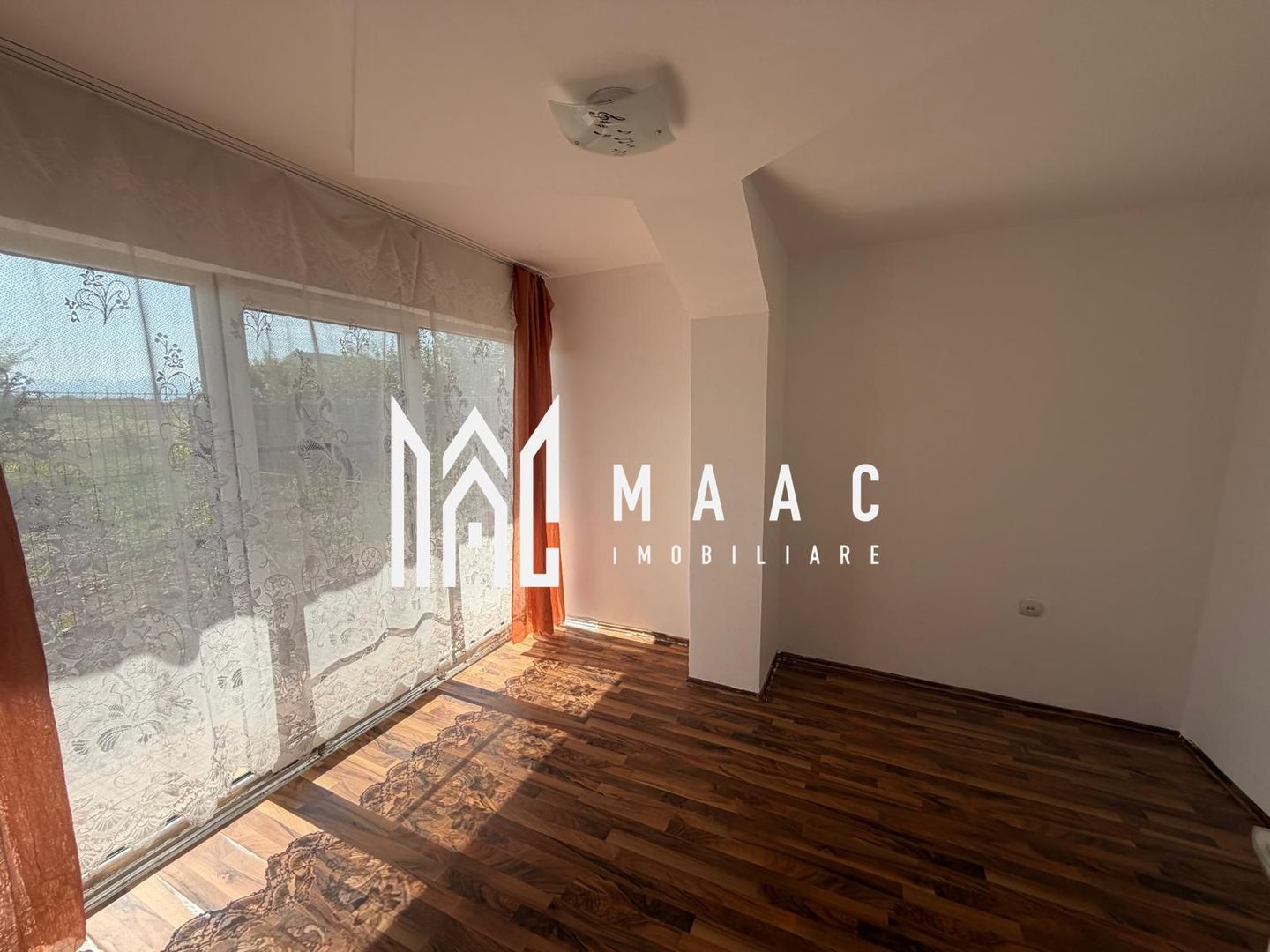 Apartament de vânzare | Țiglari, Sibiu | la casă, curte - foto 3 Apartament de vânzare | Țiglari, Sibiu | la casă, curte - foto 3