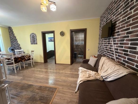 Apartament 3 camere 58 mp utili renovat recent etaj 1 in Arhitectilor - Imagine principala