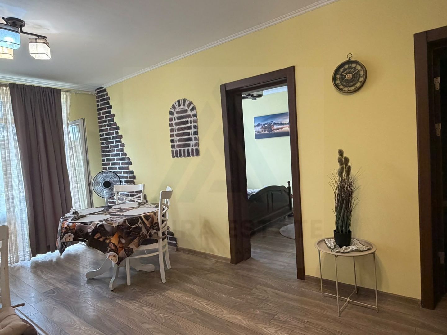 Apartament 3 camere 58 mp utili renovat recent etaj 1 in Arhitectilor - foto 2