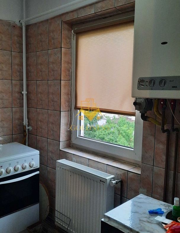 o garsoniera, balcon, Manastur zona Mehedinti, Baza Sportiva, Profi - foto 4