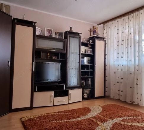 De inchiriat apartament  2 camere, Micro 20, zona 2 Cocosi, et. 6, 1900 lei - Imagine principala