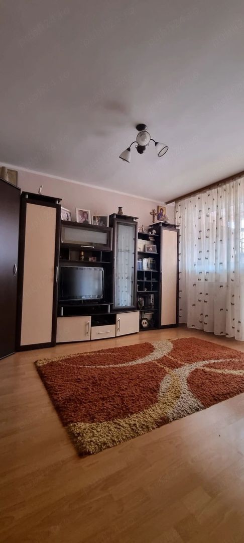 De inchiriat apartament  2 camere, Micro 20, zona 2 Cocosi, et. 6, 1900 lei - Imagine principala