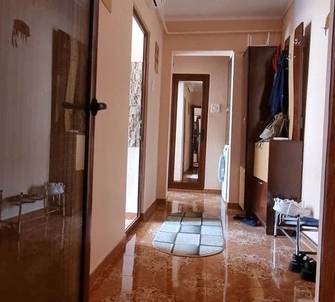 De inchiriat apartament  2 camere, Micro 20, zona 2 Cocosi, et. 6, 1900 lei - foto 3