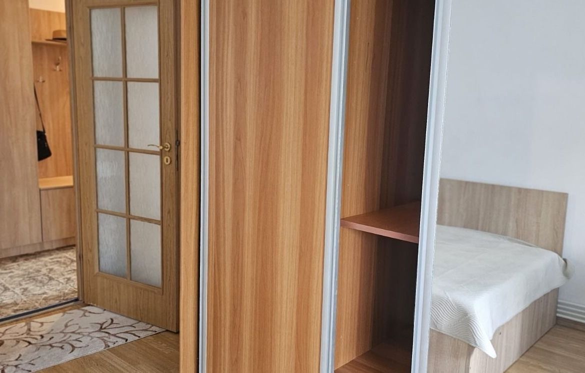 De inchiriat apartament cu 2 camere, etaj 4/4 Piata Centrala, 360 euro - foto 4