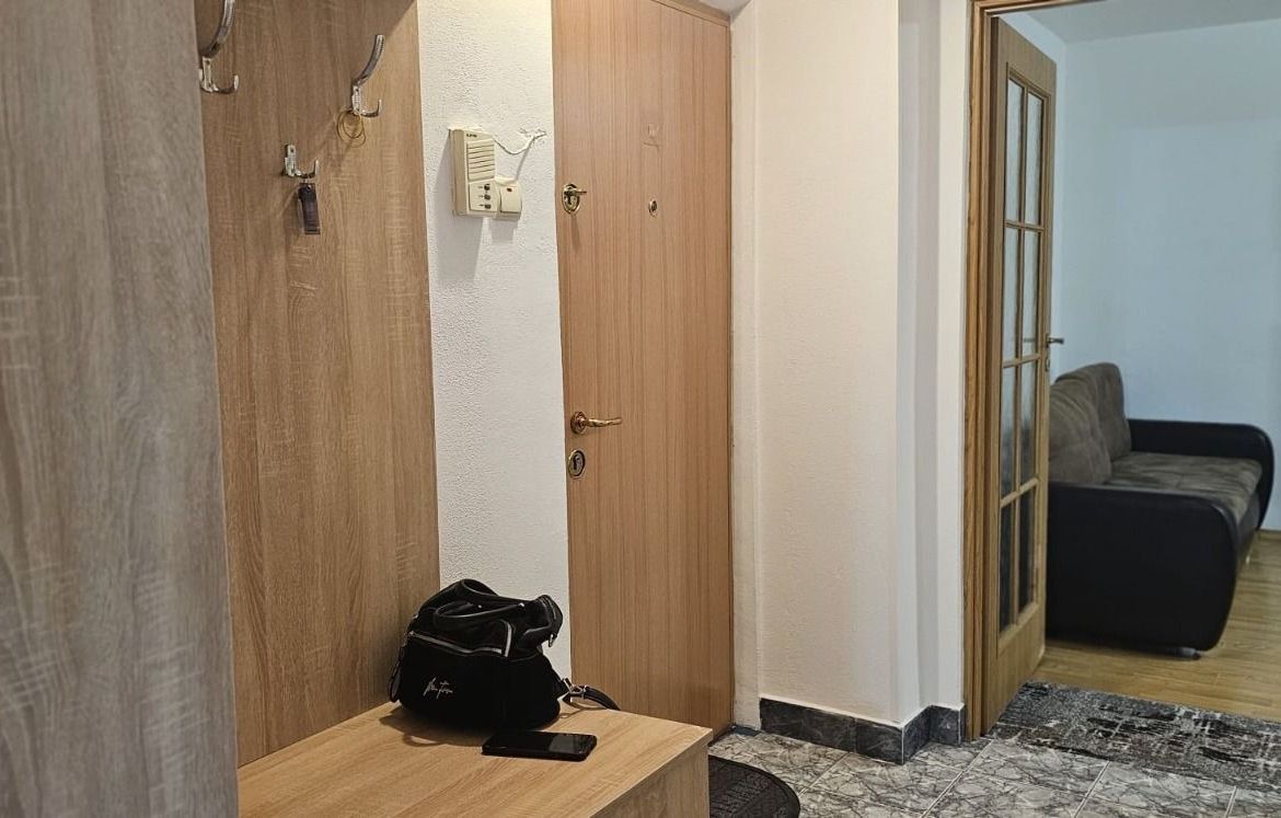 De inchiriat apartament cu 2 camere, etaj 4/4 Piata Centrala, 360 euro - foto 6