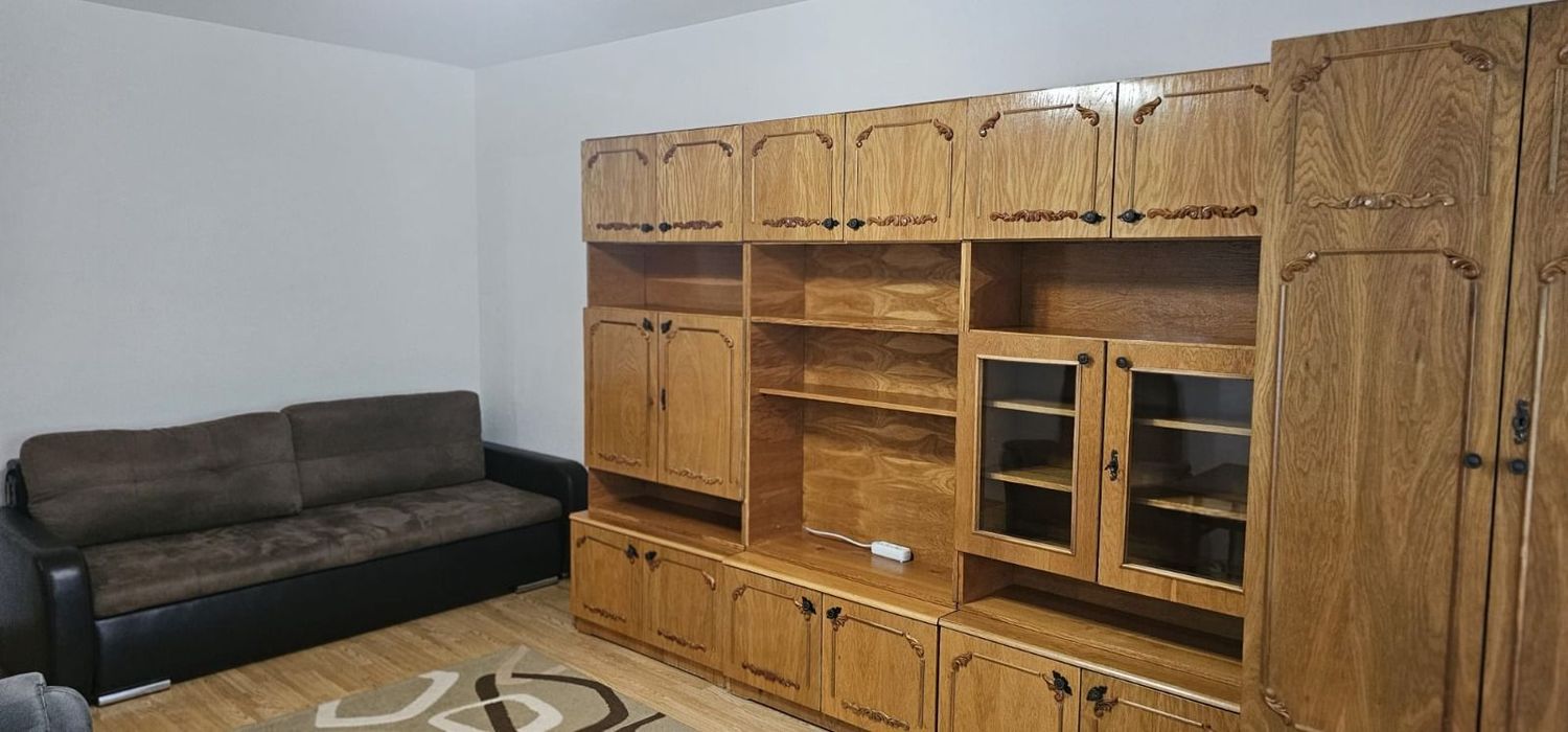 De inchiriat apartament cu 2 camere, etaj 4/4 Piata Centrala, 360 euro - foto 8