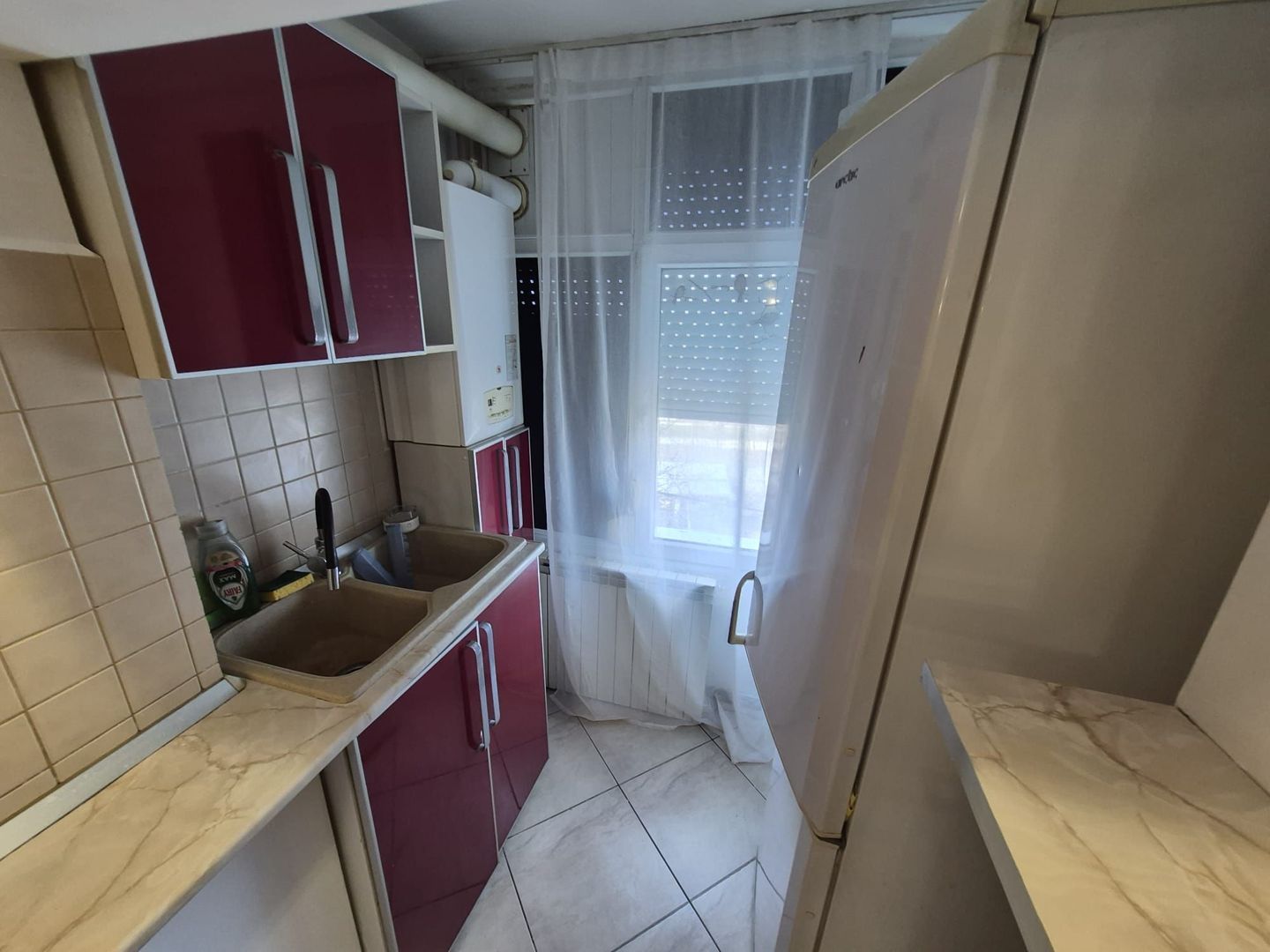 De inchiriat apartament cu 3 camere, etaj 3, Micro 16, 450 euro - foto 4