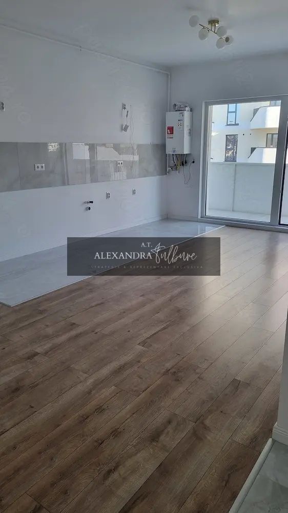 Apartament de vanzare 2 camere, etaj intermediar, terasa, garaj - Imagine principala