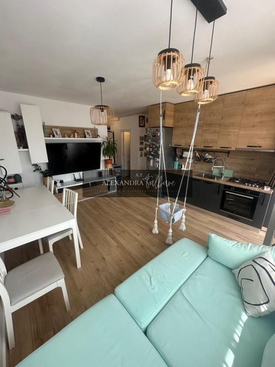 Apartament de vanzare 3 camere, 66 mp, 2 bai, balcon, 2 parcari - Imagine principala