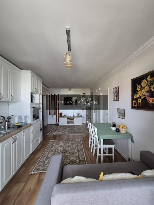 Apartament de vanzare 3 camere, 66 mp, 2 bai, balcon, 2 parcari - foto 2