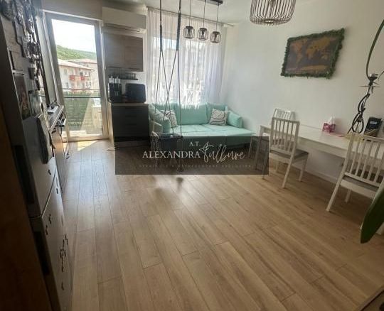 Apartament de vanzare 3 camere, 66 mp, 2 bai, balcon, 2 parcari - foto 3