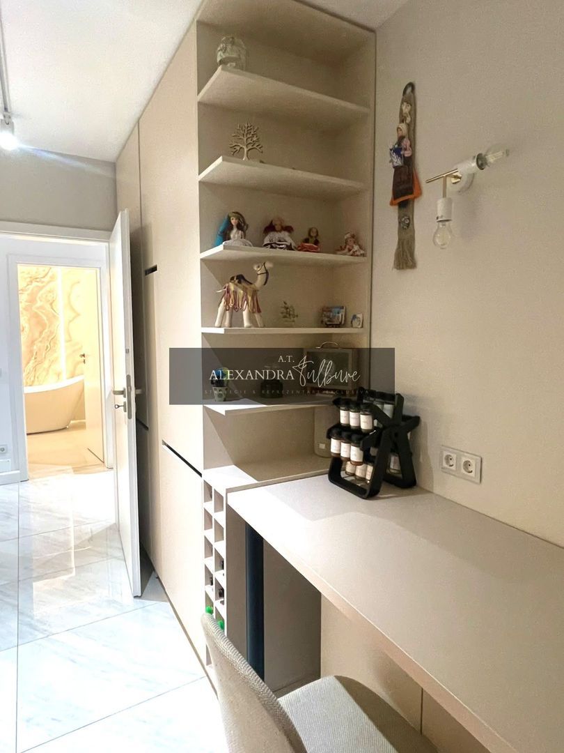 Apartament 2 camere decomandate, etaj intermediar, terasa, parcare - foto 2