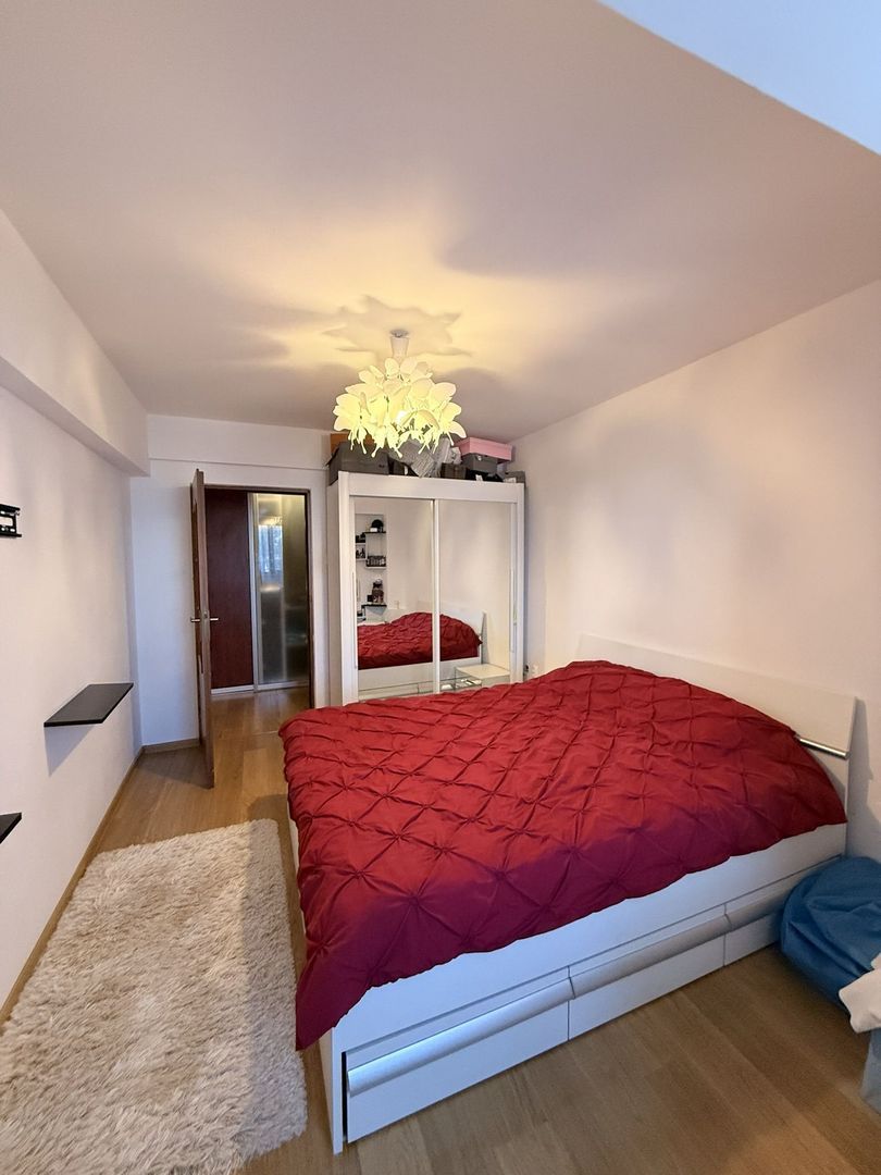 Apartament 4 camere, Strada Domnească - foto 3 Apartament 4 camere, Strada Domnească - foto 3