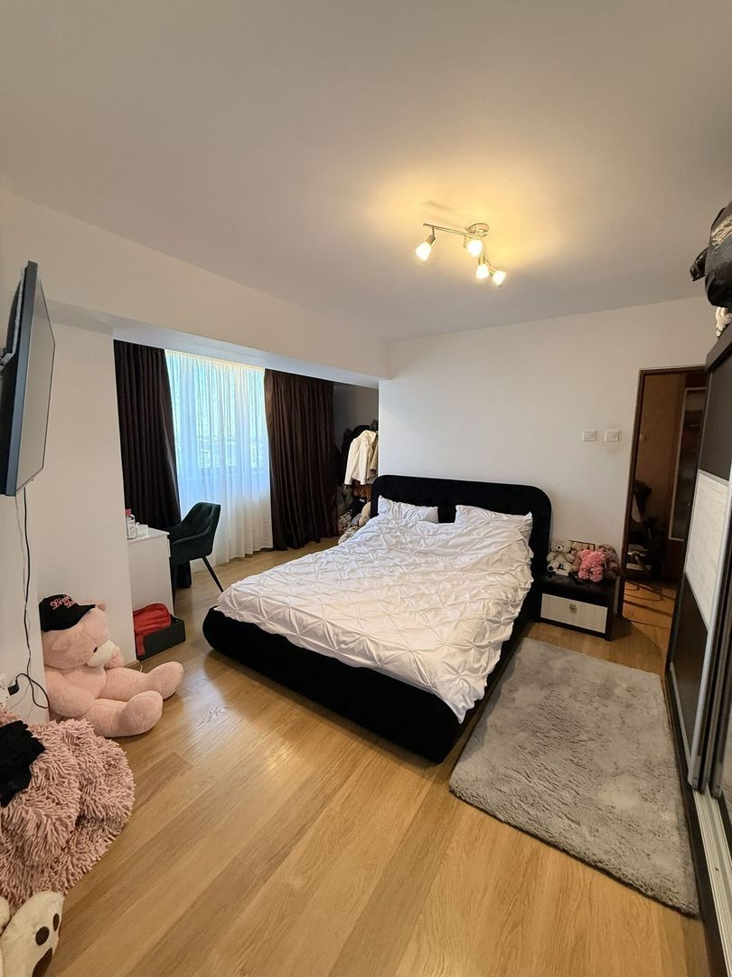 Apartament 4 camere, Strada Domnească - foto 6 Apartament 4 camere, Strada Domnească - foto 6