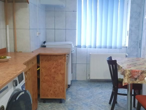 De inchiriat apartament cu 2 camere, Tiglina 2, et. 1, 350 euro - foto 2