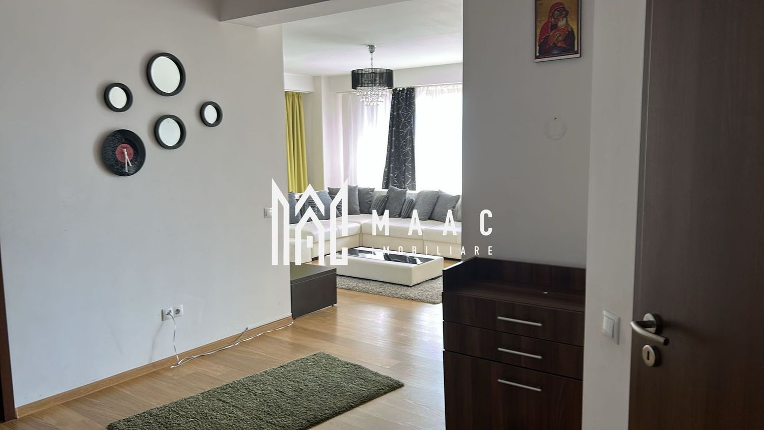 Apartamentb3 camere 2 băi ,garaj - foto 5 Apartamentb3 camere 2 băi ,garaj - foto 5