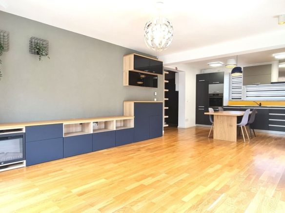 Casa semimobilata semiutilata modern cartier Izvor Tarlungeni Brasov - foto 2
